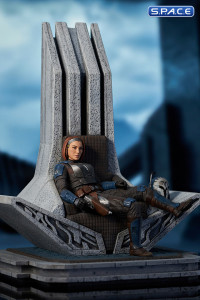 Bo-Katan Kryze on Throne Premier Collection Statue (The Mandalorian)