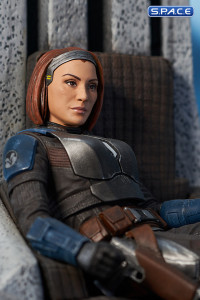 Bo-Katan Kryze on Throne Premier Collection Statue (The Mandalorian)