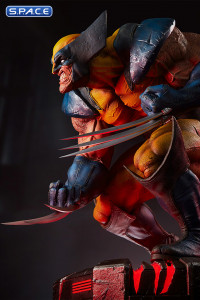 Wolverine Berserker Rage Statue (Marvel)