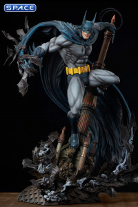 Batman Premium Format Figure (DC Comics)