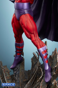 Magneto »Master of Magnetism« Premium Format Figure (Marvel)