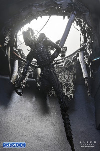 Deluxe Suspended Lab Xenomorph XX121 (Alien: Romulus)