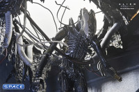 Deluxe Suspended Lab Xenomorph XX121 (Alien: Romulus)
