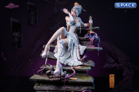 Huashou Statue