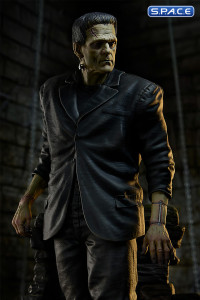 Frankensteins Monster Premium Format Figure (Universal Monsters)