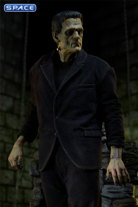 Frankensteins Monster Premium Format Figure - Mixed Media Version (Universal Monsters)