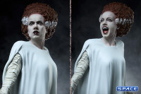 The Bride of Frankenstein Premium Format Figure (Universal Monsters)