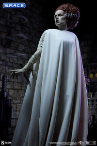 The Bride of Frankenstein Premium Format Figure - Mixed Media Version (Universal Monsters)