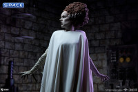 The Bride of Frankenstein Premium Format Figure - Mixed Media Version (Universal Monsters)