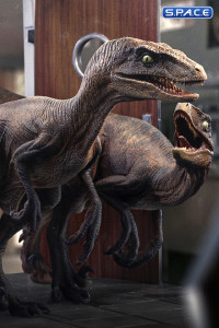 1/10 Scale Raptors at the Kitchens Door Art Scale Statue (Jurassic Park)