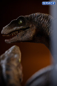 1/10 Scale Raptors at the Kitchens Door Art Scale Statue (Jurassic Park)