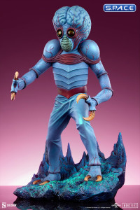 Metaluna Mutant Premium Format Figure (Universal Monsters)