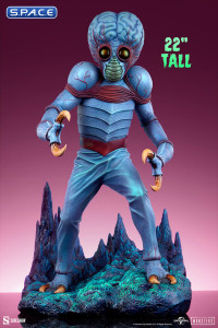 Metaluna Mutant Premium Format Figure (Universal Monsters)