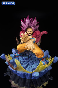 FiguartsZERO Super Saiyan 4 Son Goku PVC Statue (Dragon Ball DAIMA)