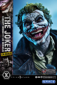 1/4 Scale The Joker �Concept Design by Lee Bermejo� Ultimate Premium Masterline Statue - Deluxe Bonus Version (DC Comics)