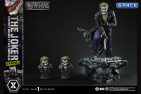 1/4 Scale The Joker �Concept Design by Lee Bermejo� Ultimate Premium Masterline Statue - Deluxe Bonus Version (DC Comics)