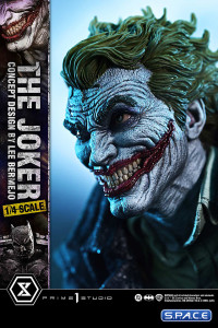 1/4 Scale The Joker �Concept Design by Lee Bermejo� Ultimate Premium Masterline Statue (DC Comics)