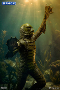 Creature from the Black Lagoon Premium Format Figure (Universal Monsters)
