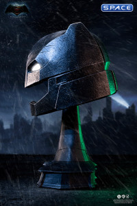 1:1 Armored Batman Helmet Life-Size Replica (Batman v Superman: Dawn of Justice)