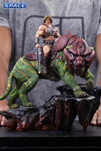 1/10 Scale He-Man and Battle Cat Art Scale Statue (Masters of the Universe)