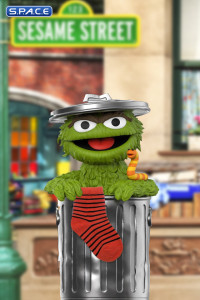 Oscar the Grouch Supersize Vinyl Figure (Sesame Street)