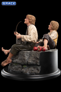 Merry and Pippin Mini-Statue (Lord of the Rings)