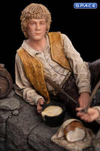 Merry and Pippin Mini-Statue (Lord of the Rings)