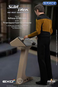 1/6 Scale Transporter Chief Miles OBrien with Console (Star Trek: The Next Generation)