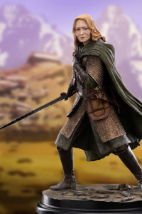 Eowyn, Shieldmaiden of Rohan Statue (Lord of the Rings)