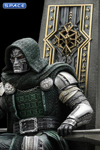 1/10 Scale Doctor Doom on Throne Deluxe Art Scale Statue (Avengers: Doomsday)
