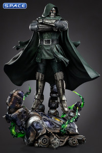 1/4 Scale Doctor Doom Legacy Replica Statue (Avengers: Doomsday)