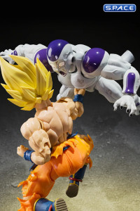 S.H.Figuarts Full Power Frieza - Scarred Version (Dragon Ball Z)