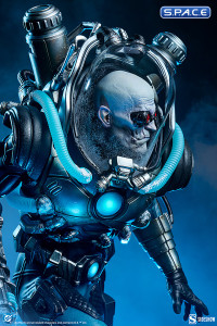Mr. Freeze Premium Format Figure (DC Comics)