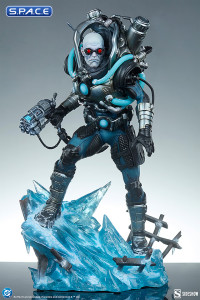 Mr. Freeze Premium Format Figure (DC Comics)
