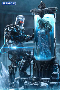 1/3 Scale Mr. Freeze �Heart of Ice� Real Elite Masterline Statue (DC Comics)
