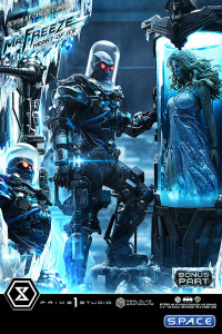 1/3 Scale Mr. Freeze �Heart of Ice� Deluxe Real Elite Masterline Statue - Bonus Version (DC Comics)