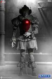 Ultimate Black & White Pennywise (It: Welcome to Derry)