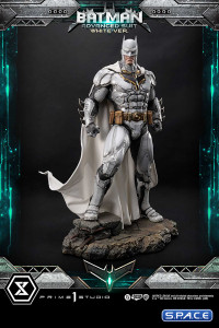 Batman Advanced Suit - White Version by Josh Nizzi Ultimate Museum Masterline Statue (DC Comics)