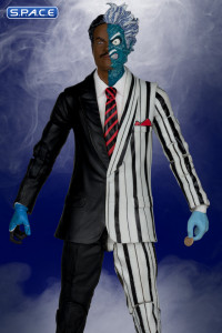 Two-Face Page Puncher - Platinum Edition (DC Multiverse)