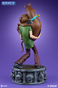 Scooby-Doo and Shaggy Statue (Scooby-Doo)