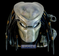 1:1 Predator Bio Helmet with Trophy Wall Display (Predator)