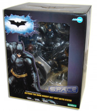 1/6 Scale Batman in Bat-Suit ARTFX PVC Statue (Dark Knight)