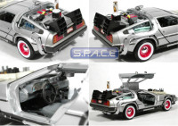 1:24 Scale DeLorean Time Machine (Back to the Future III)