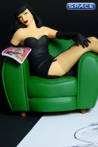 Bettie Statue Pin-Up 05