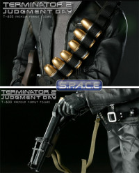 T-800 Premium Format Figure (Terminator 2)