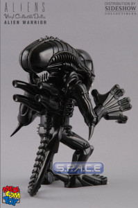 Alien Warrior Vinyl Collectible Doll (Aliens)