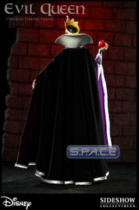 Evil Queen Premium Format Figure (Snow White and the Seven Dwarfs)