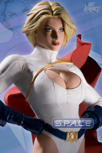 Power Girl Statue (Cover Girls of the DC Universe)