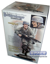 Fallschirmjger Defending Carentarn Statue (Military)
