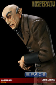 Nosferatu Statue (Universal Monsters)